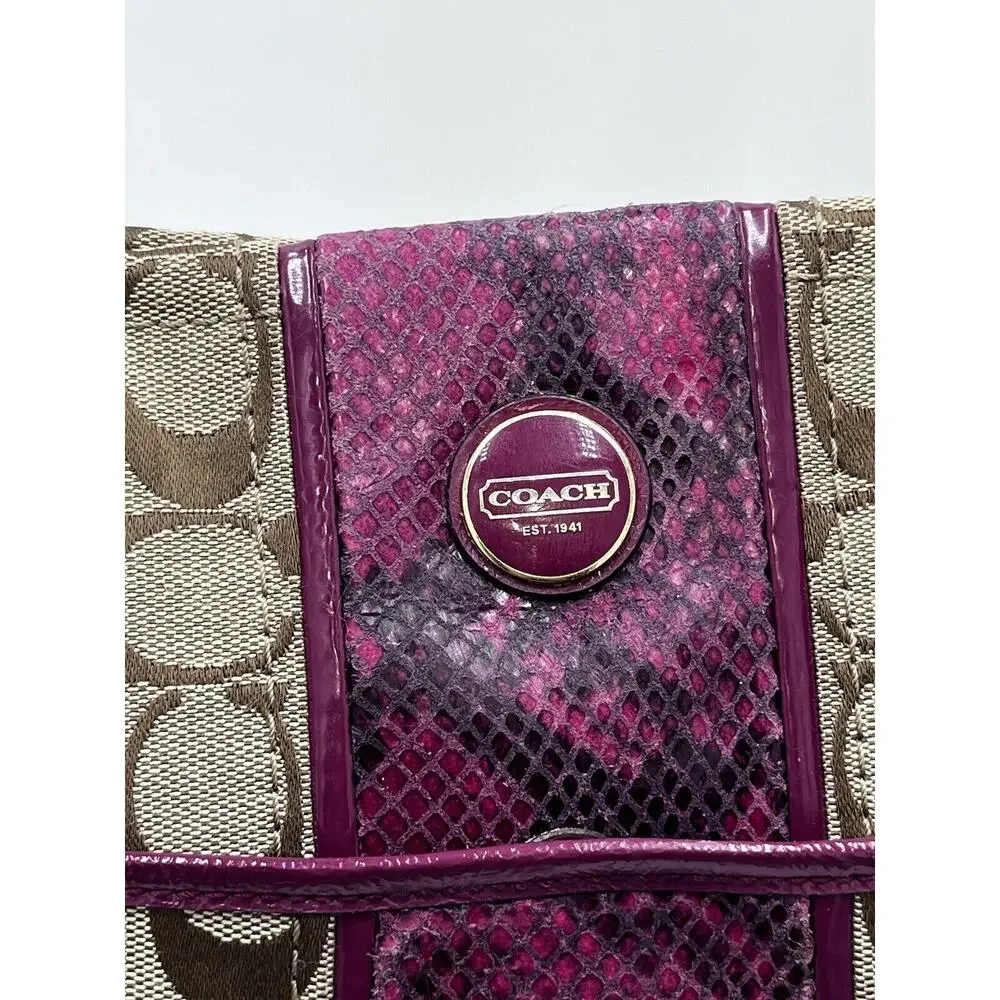Authenticated F25706 Raspberry Snakeskin Tan Brown Signature Logo‎ Tote Bag